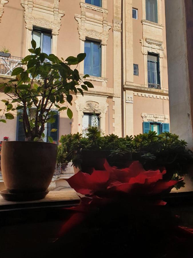 B&B Piazzetta Verdi レッチェ エクステリア 写真